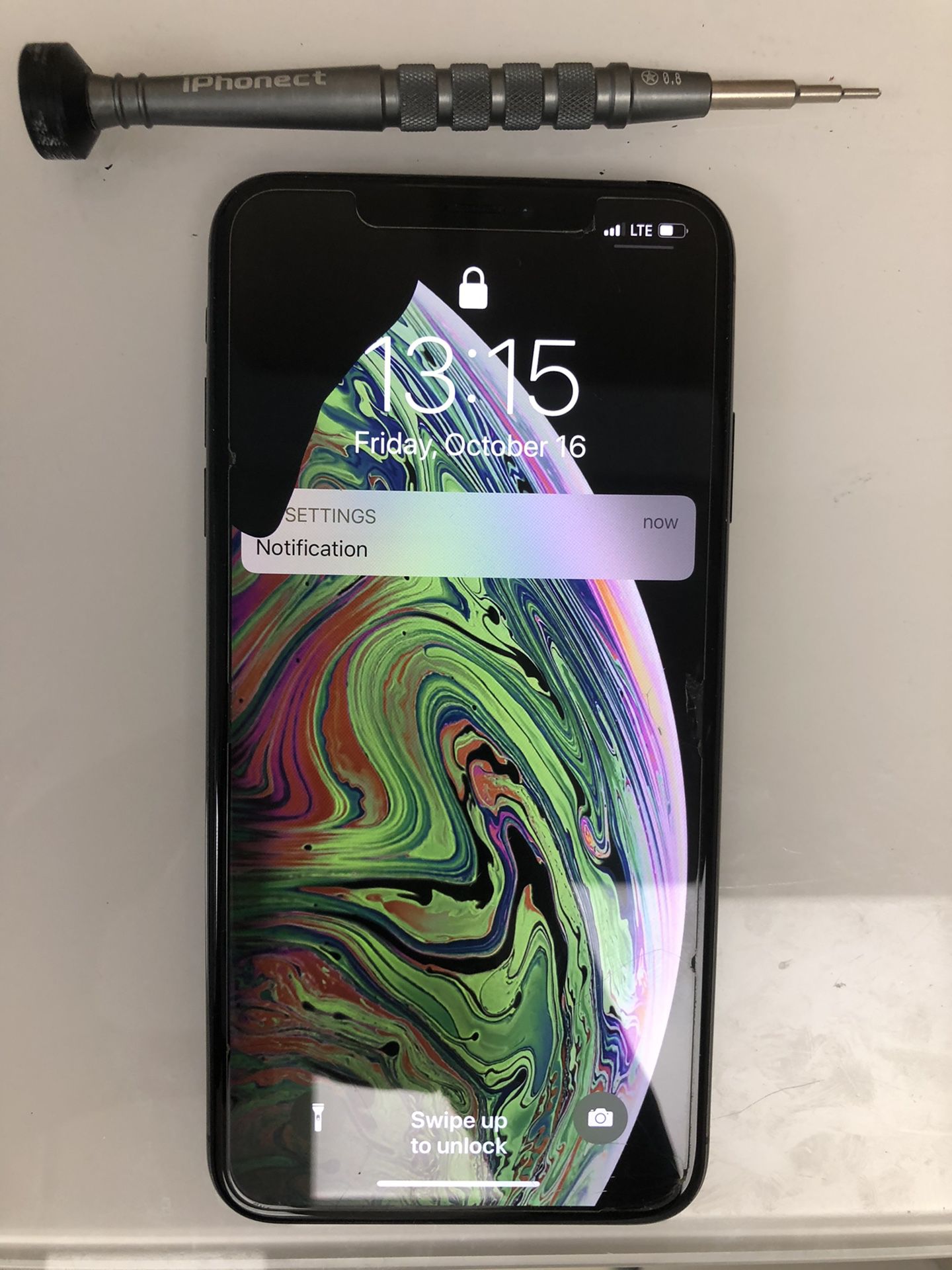 iPhone XS Max screen replacement