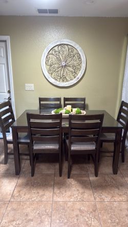 6 chairs dining table