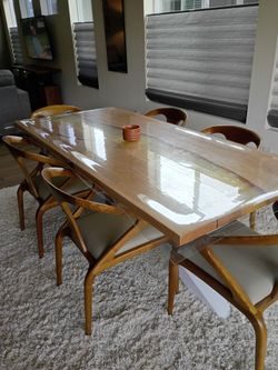 Resin dining table