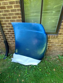 For Sale: Pearl Blue Audi Hood – $200 OBO - Used, Good Condition