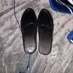 Vince Tevin Women's Leather Flats