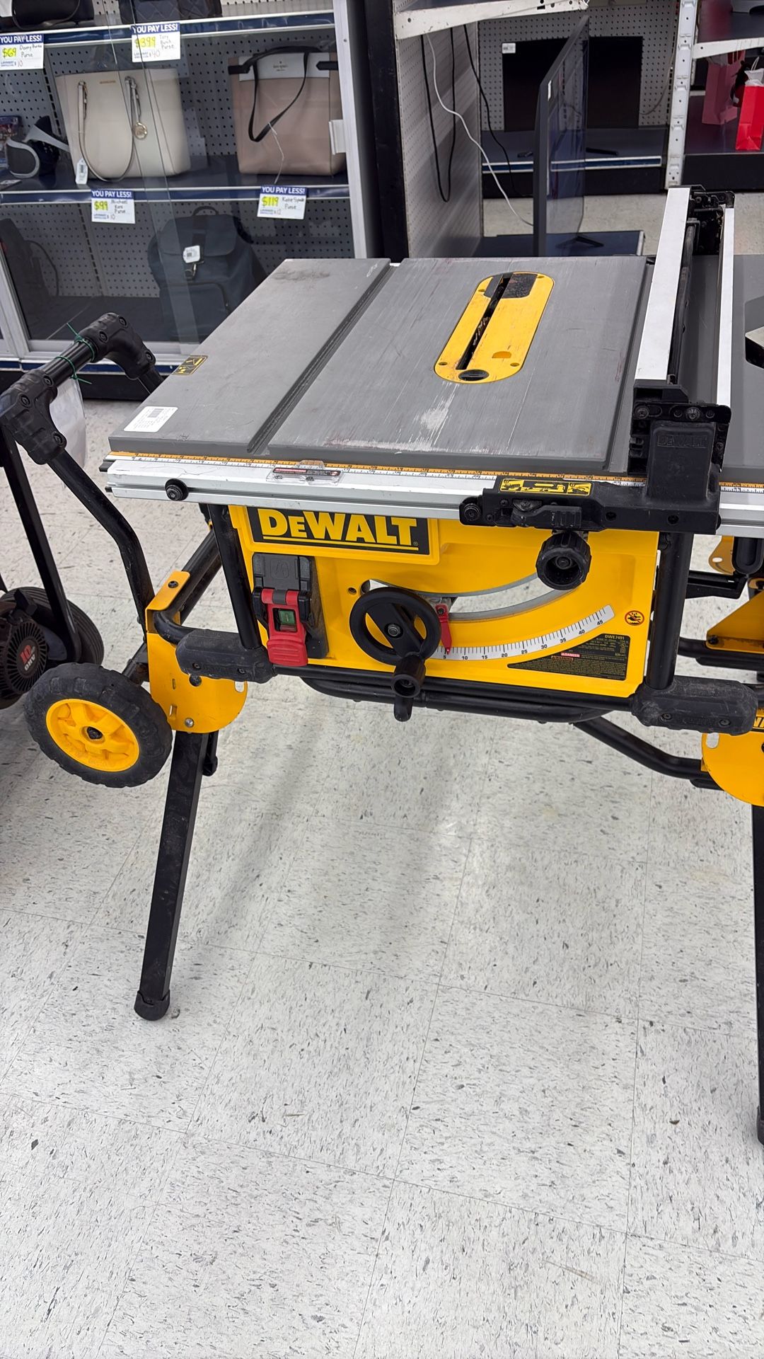 Dewalt Saw