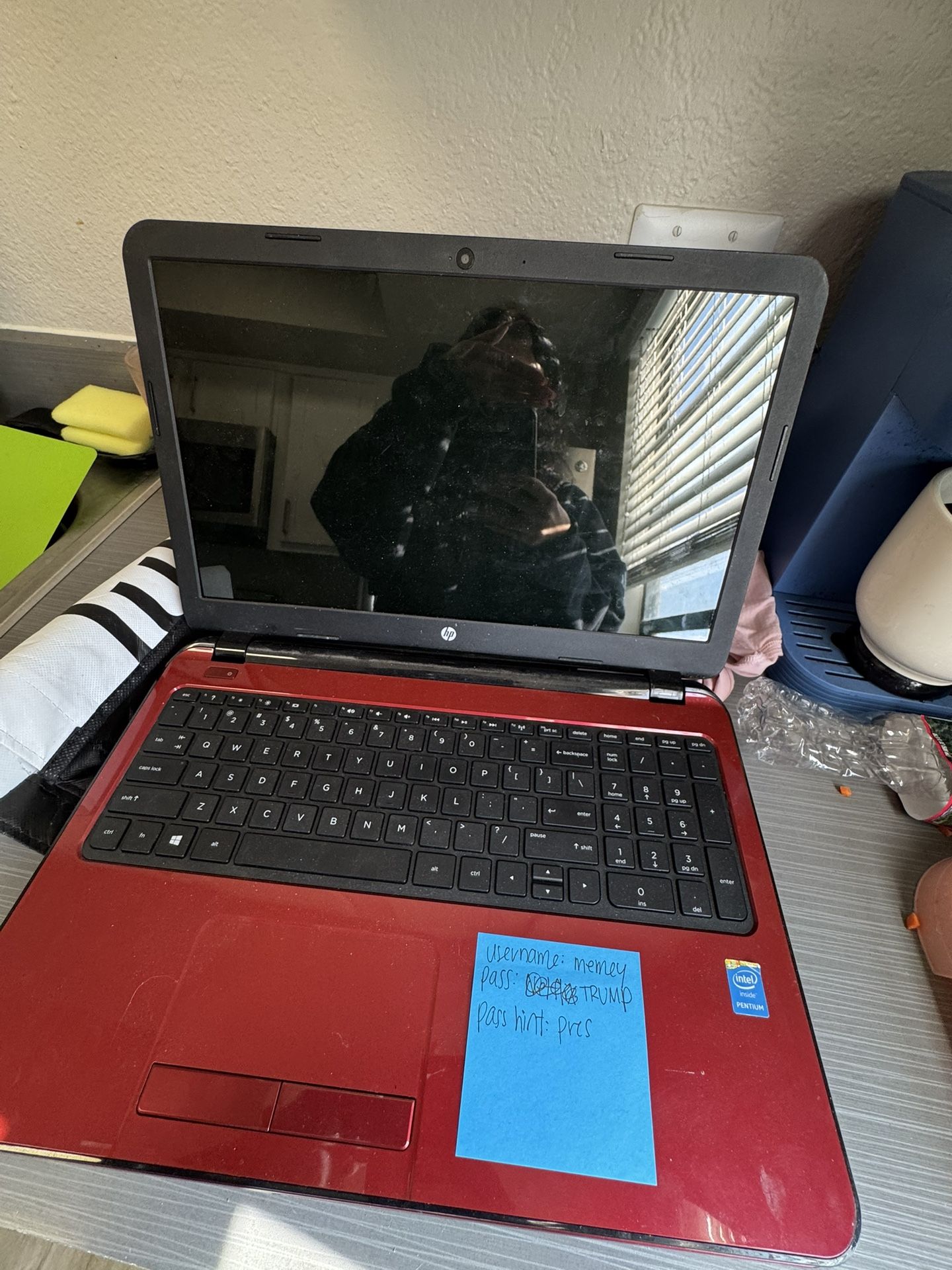 2 LAPTOPS!! HP BRAND ! RED