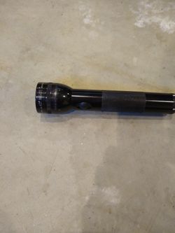 Classic Maglight 10"