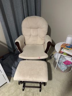 Naomi Home Brisbane Nursery Glider & Ottoman Set
