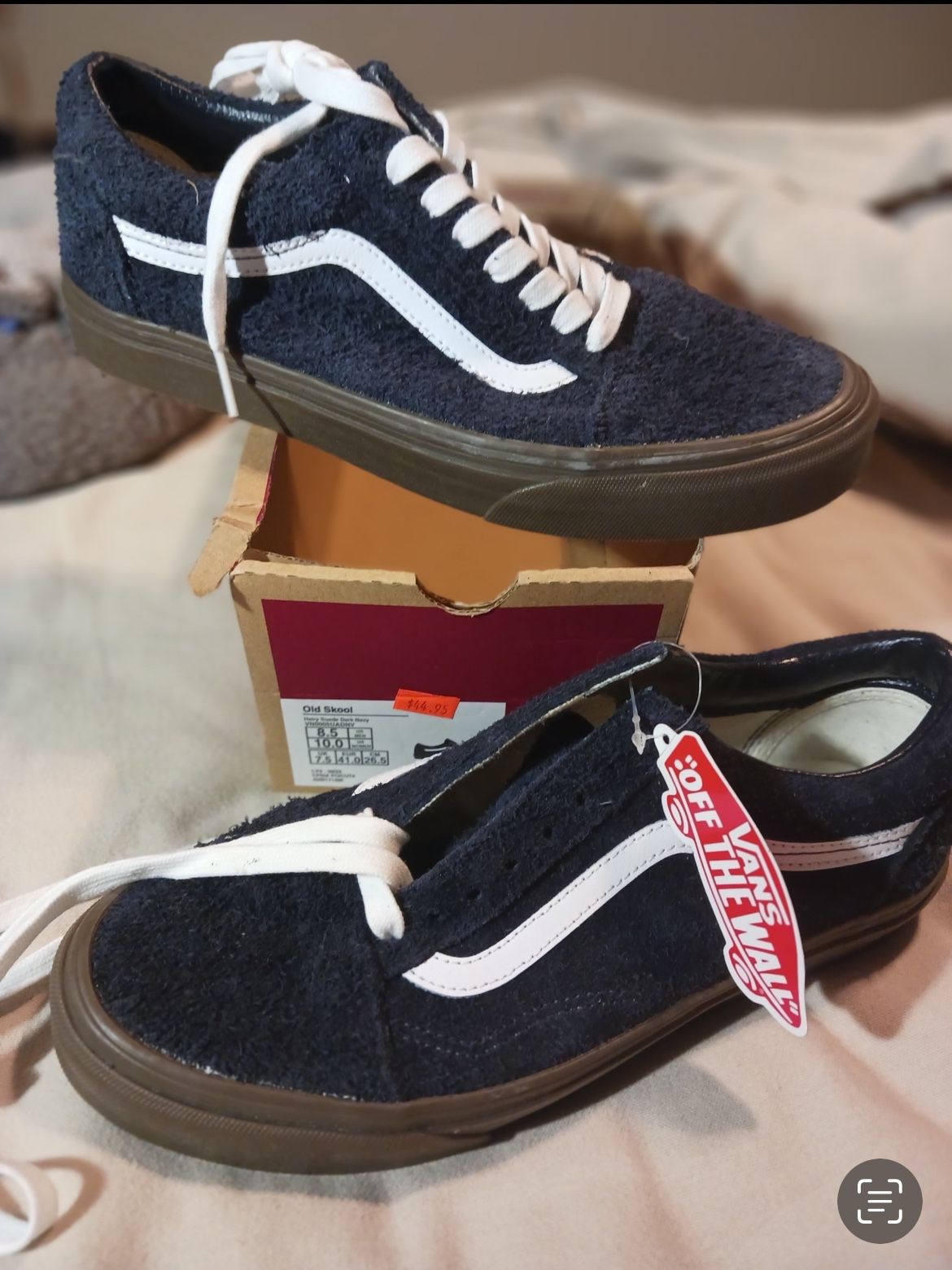 Vans New With tags navy Suede Old Shook