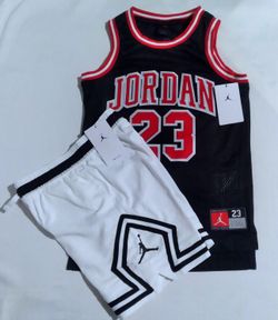 Jordan Boys Youth 2pc Jersey Style Short Set- Small 