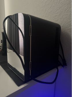Mini fridge