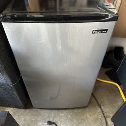 Magic Chef Mini Fridge