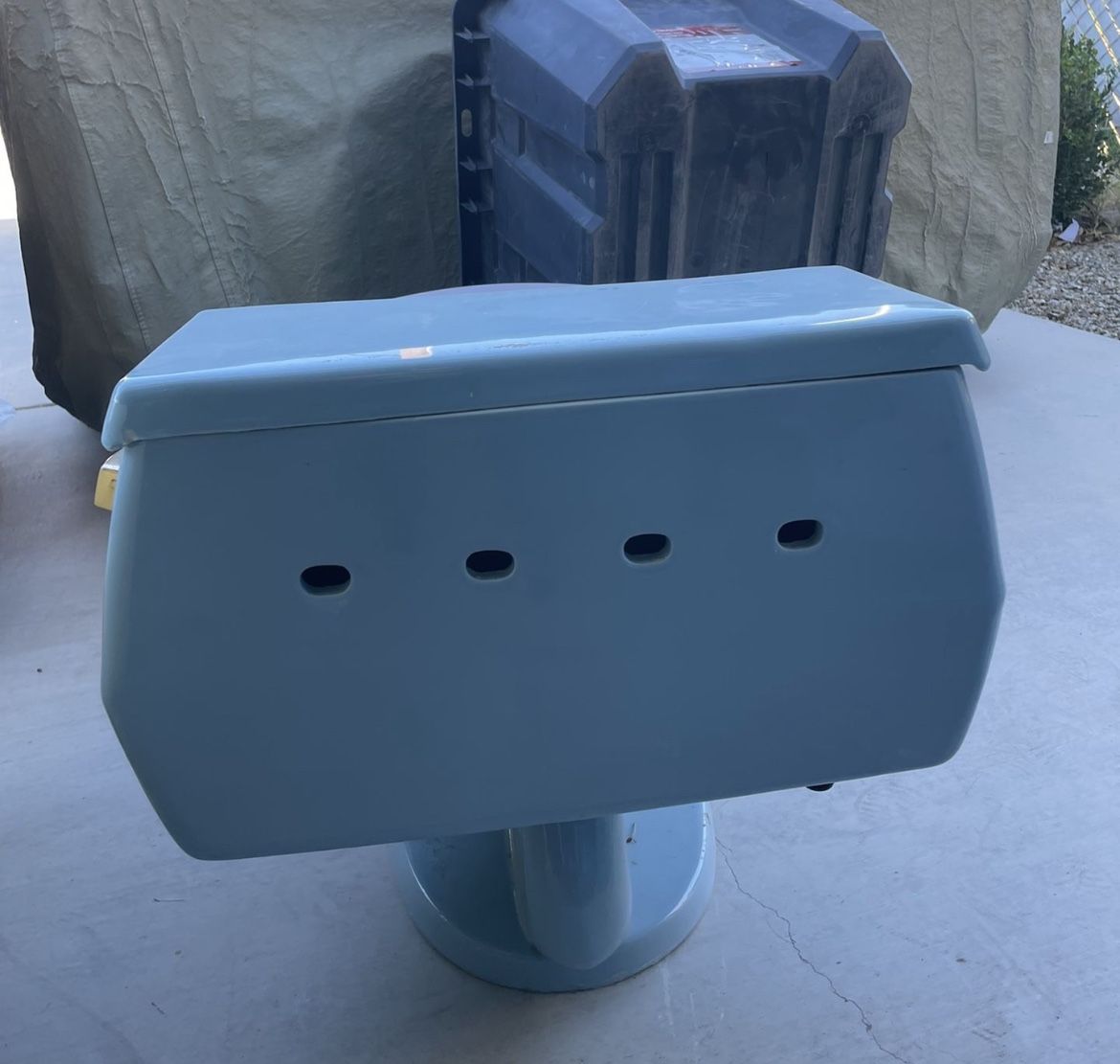 2 Yellow And Blue Vintage Retro Toilets for Sale in Las Vegas, NV OfferUp
