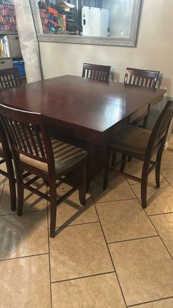 Dining Room Set