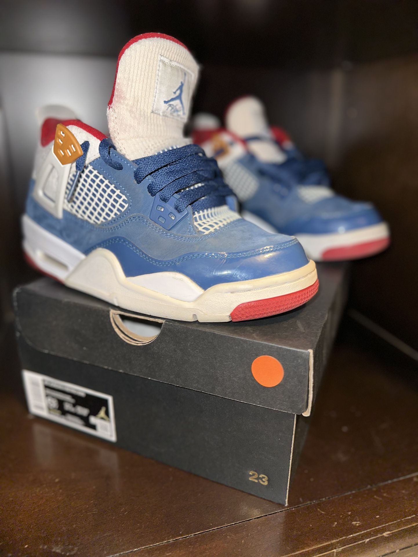 Air Jordan 4 Retro “Messy Room”