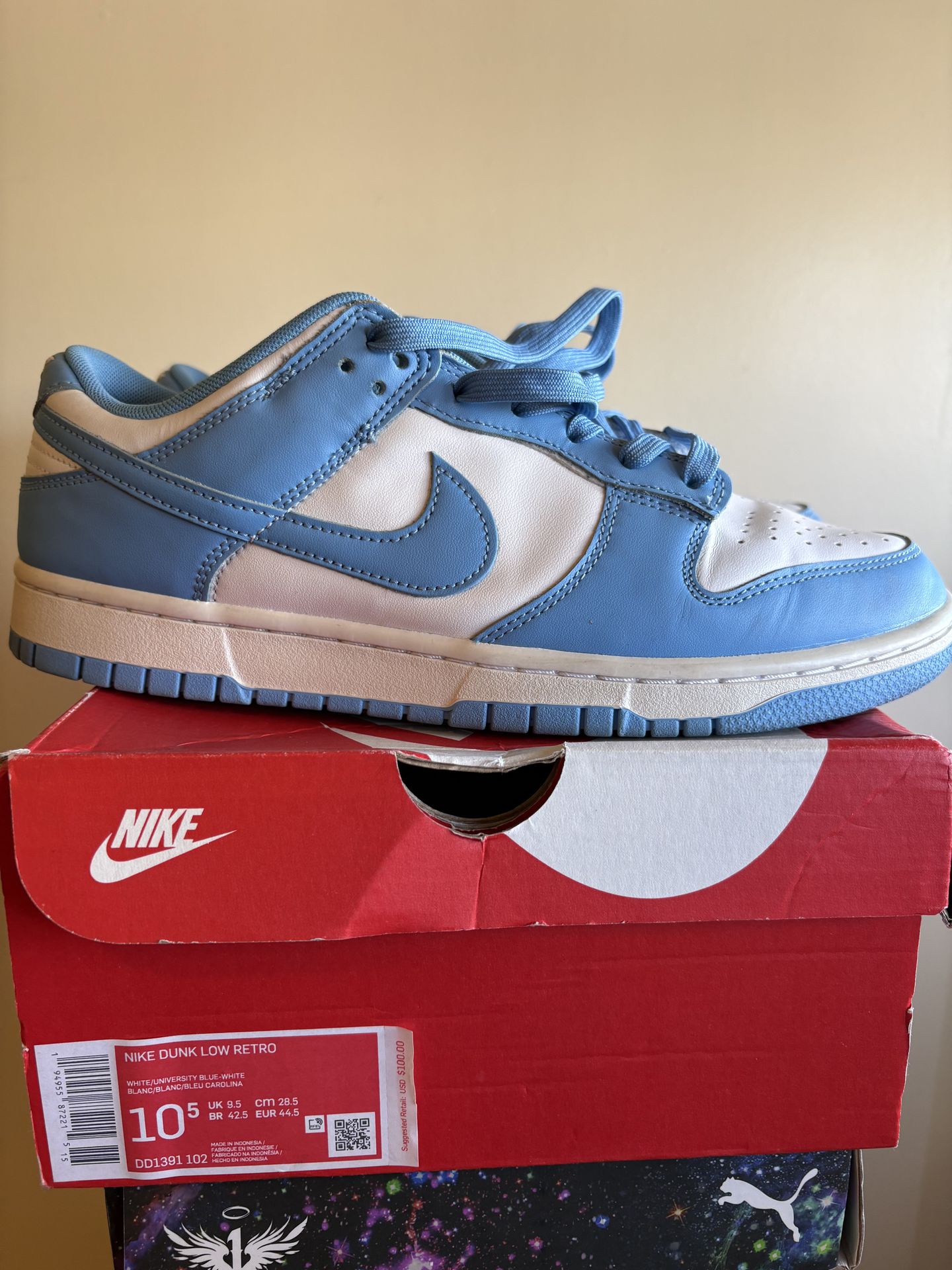 Nike dunk low used unc size 10.5