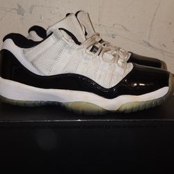 Jordan 11 Low