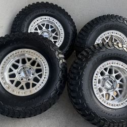Kmc 235 Machine Beadlock 17x9 6x139.7 -38 Offset With Bfg Km3 35x12.50R17 Tires🔥🔥🔥