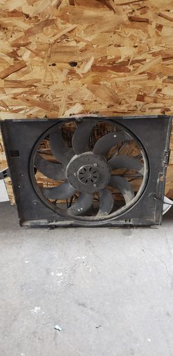 2006 bmw 750li radiator fan