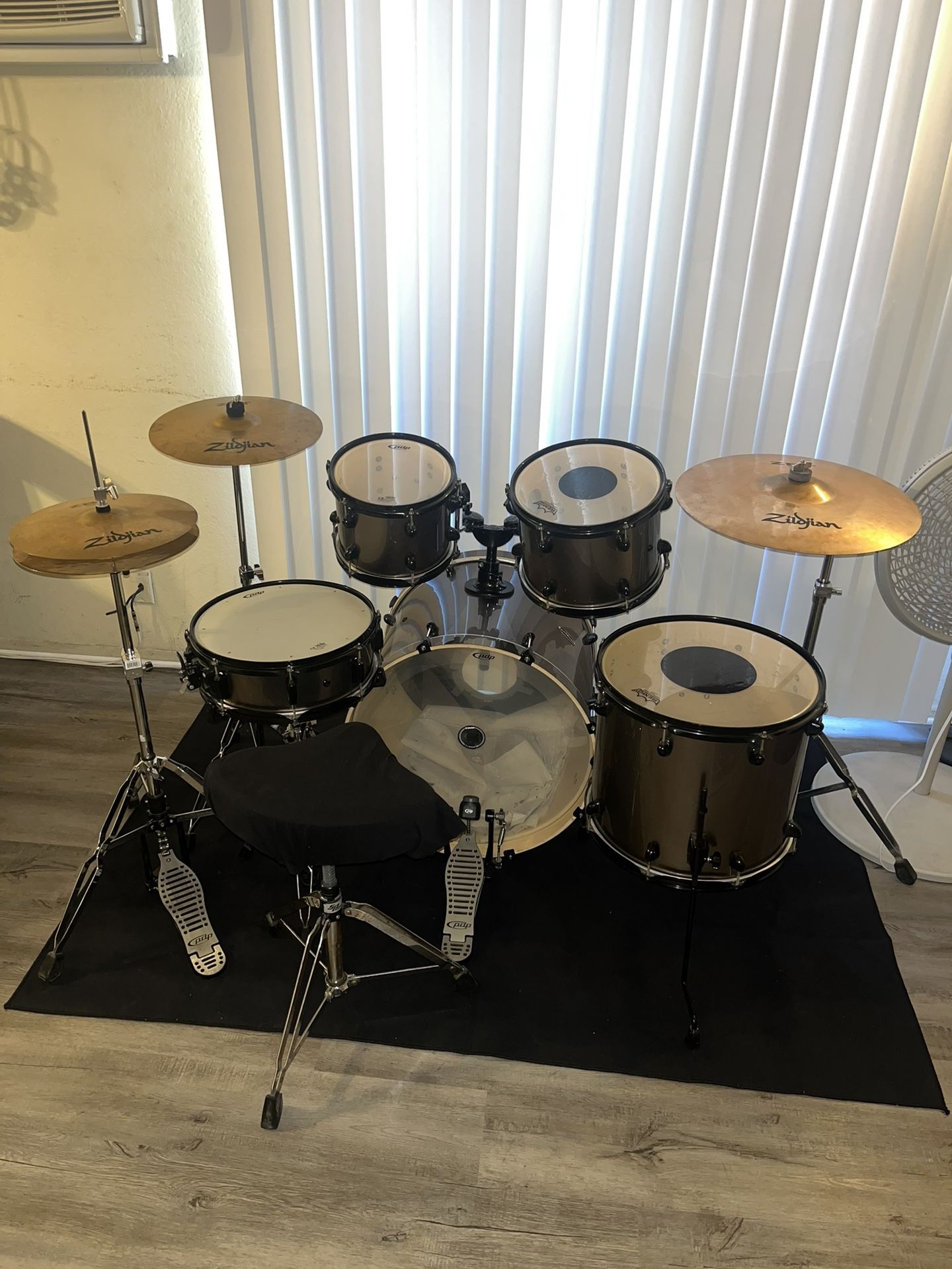 PDP Mainstage Complete Drum Set