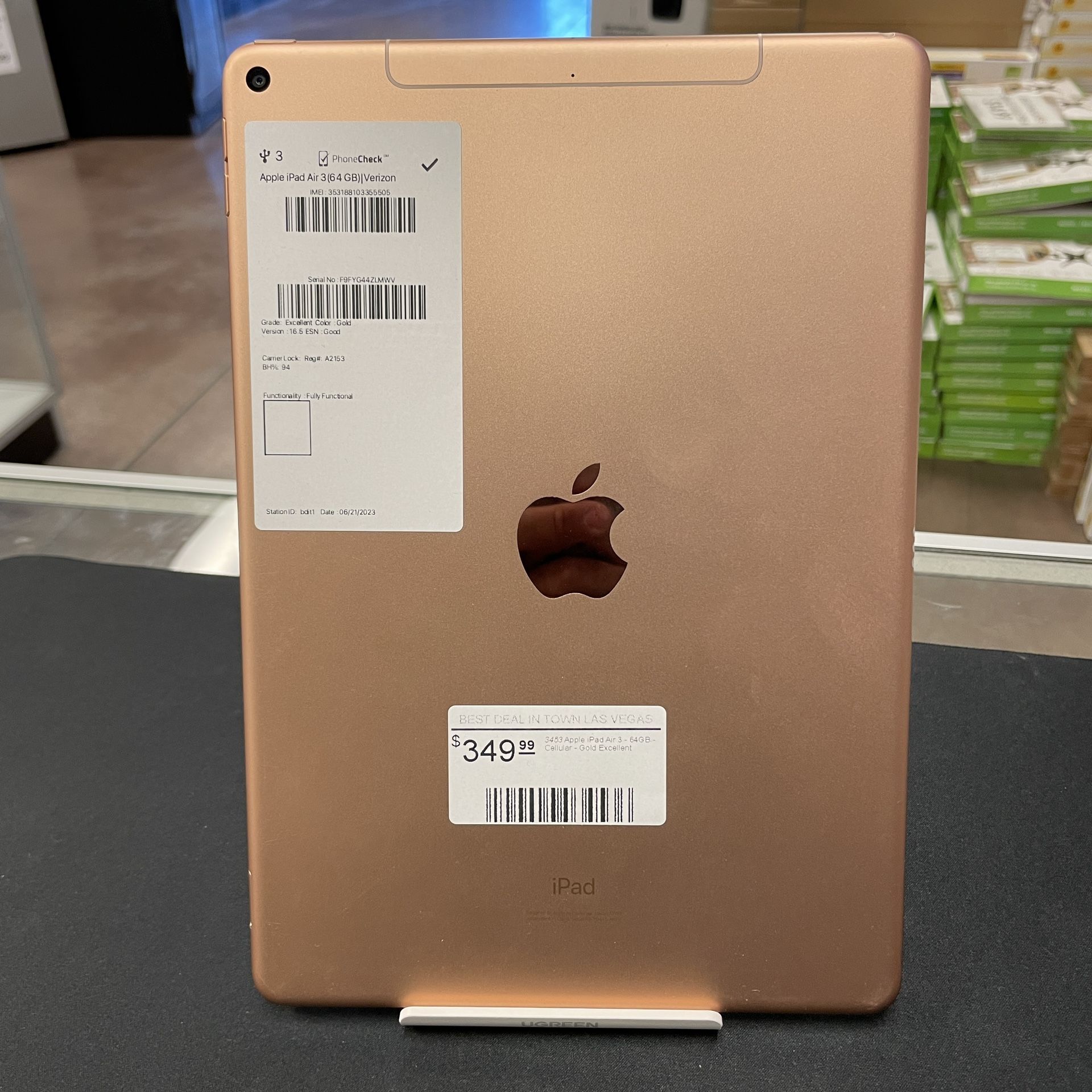 Apple iPad Air 3 - 64GB - Cellular - Gold Excellent for Sale in