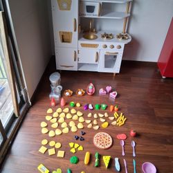 Play Kitchen With Accessories 