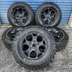 4 New Jeep Wrangler Gladiator Factory Oem Rims And Tires
