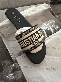 Dior Dway Slides 🔥 🫅