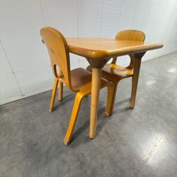Vintage Community Kids Wood Table & 2 Chairs Set Brown 20x20x19 Square MCM  Kids Wooden Table and Chair Set