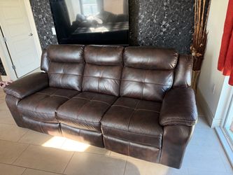 LEATHER COUCHES