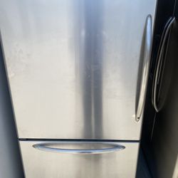 Refrigerator Working Great 