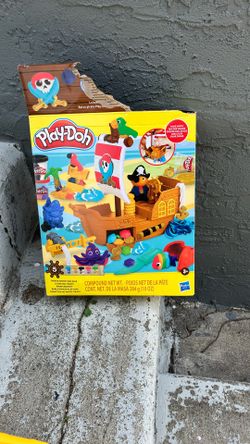Play Doh Pirate Ship Set 