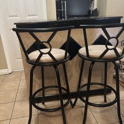 Bar Cabinet With 2 Stools 