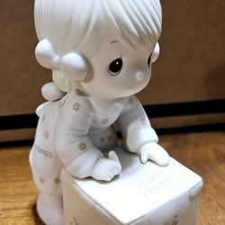 1987 Precious Moments "Sharing is Universal" C-0007 Figurine  Original Box