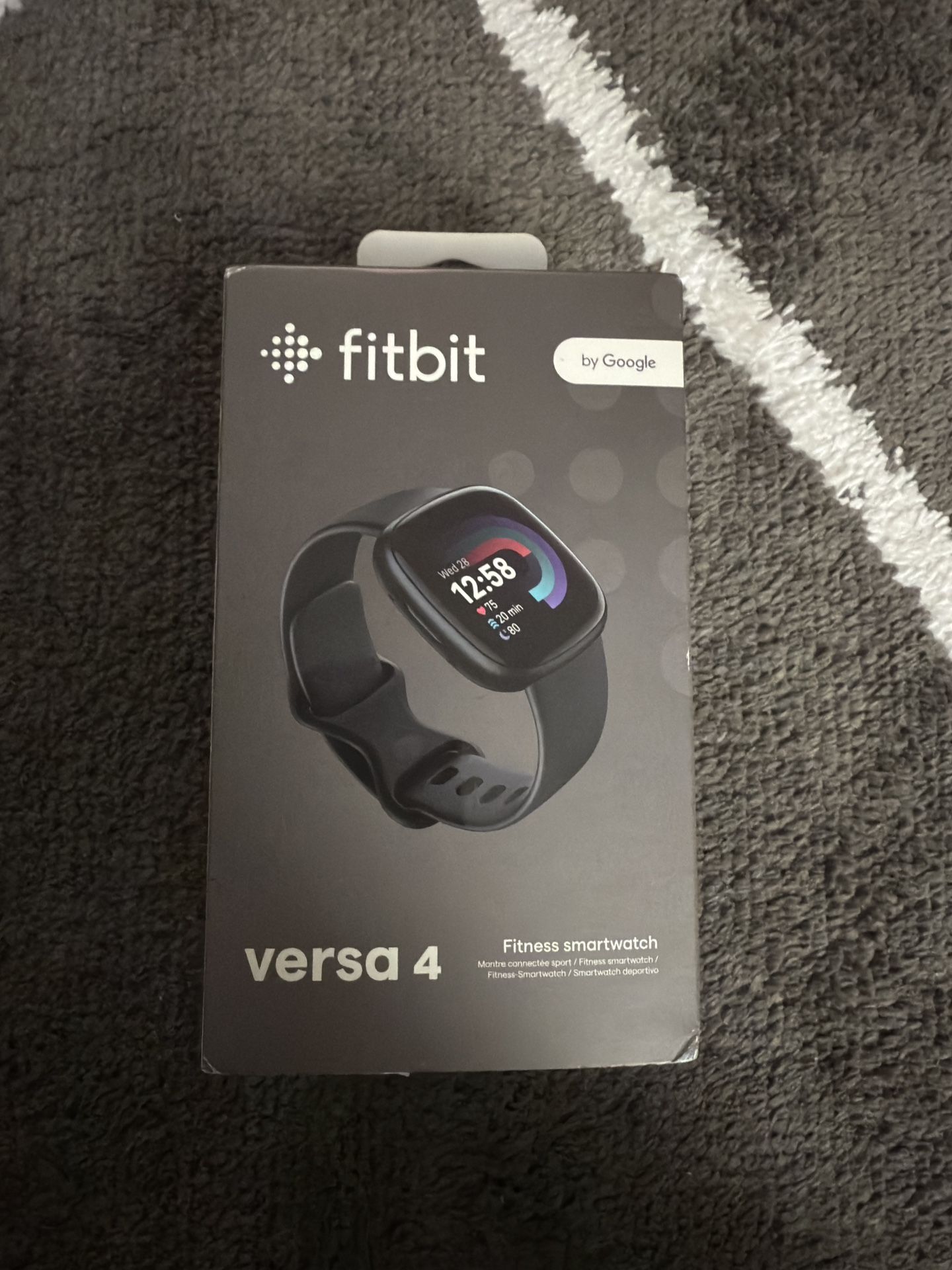 Fitbit versa 4