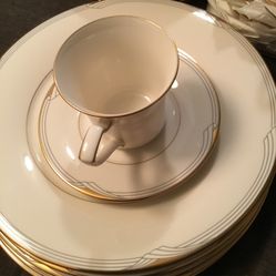 Antique Noritake China 60 Pieces, 