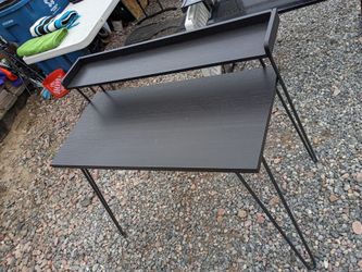 Computer desk