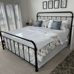 King Size Frame ,Head And Footboard 