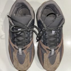 adidas Yeezy Boost 700 V1 Mauve Size 12