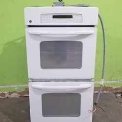 GE® 27" Built-In Double Convection/Thermal Wall Oven