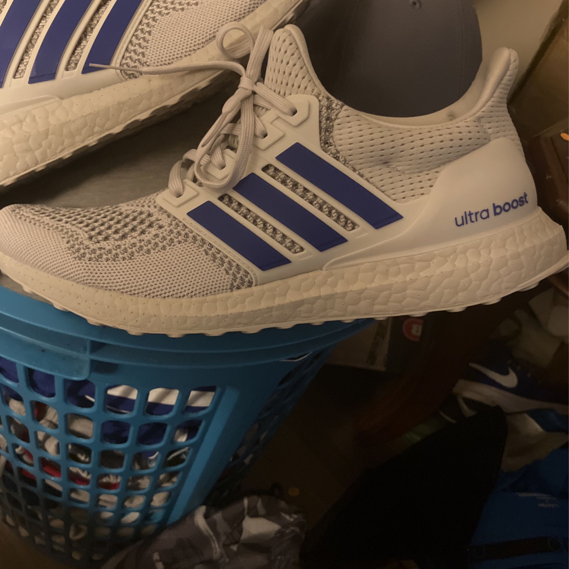New Adidas Ultra Boost Worn 1 Time. Size 10