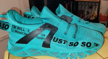 SOS Mens Shoes Size 11 