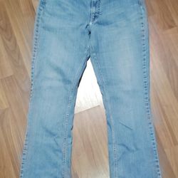Size 36/32    🇺🇲 Vtg Lee Riders woman's 36x32 Tapered Stone Wash Blue Jeans