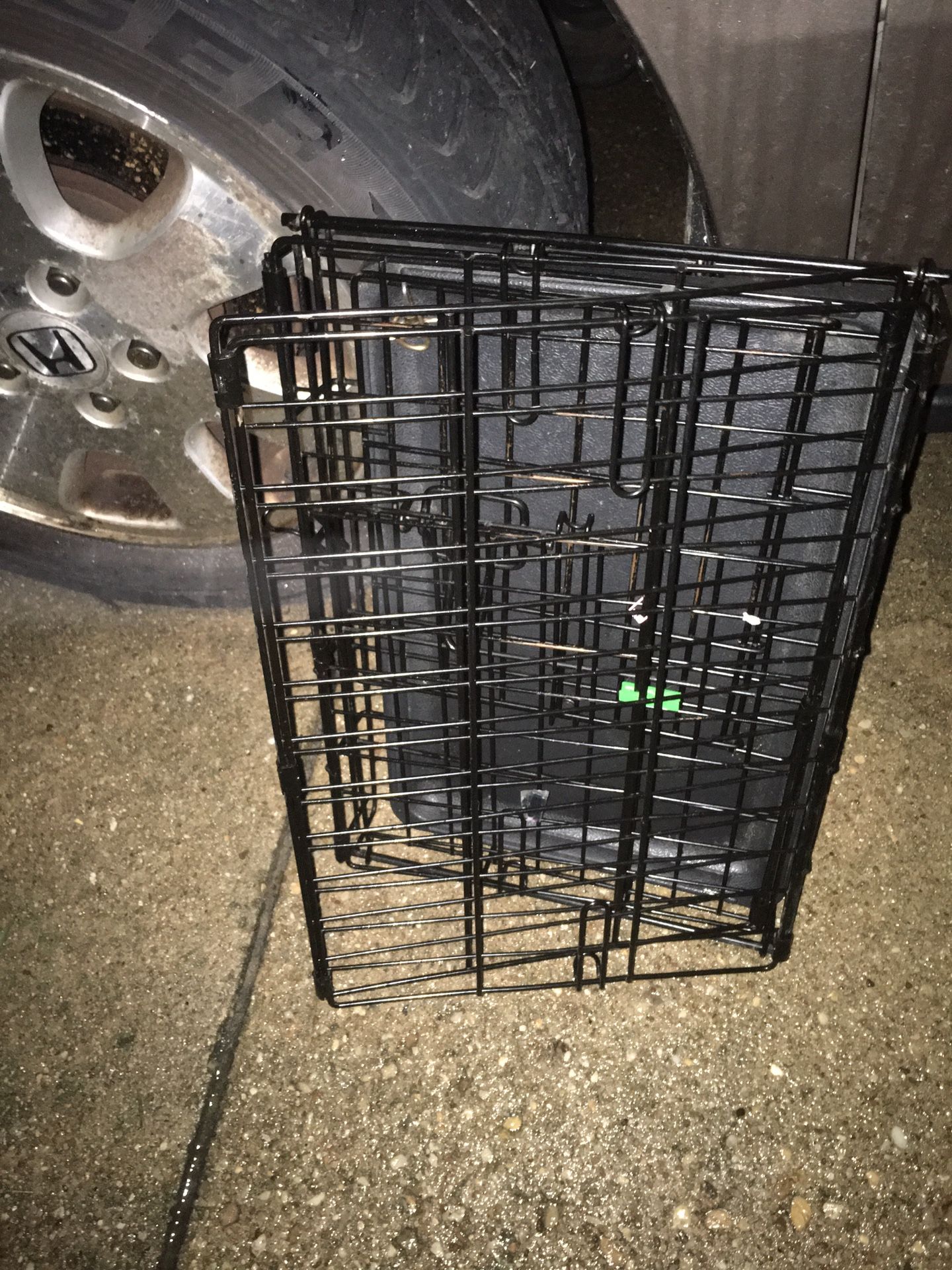 New small pet cage with tray only $30 firm