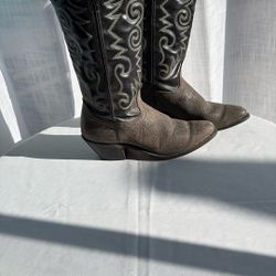 Beautiful Wrangler Boots