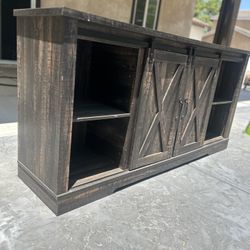 Under Tv Table With Electric Chimney $80 