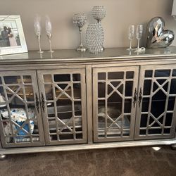 Elegant Dining Furniture