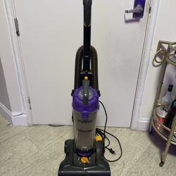 Eureka Vacuum Cleaner 