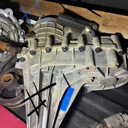 Parts From A 2001 Chevrolet Tahoe 