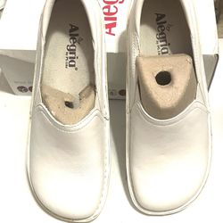 New Alegria Slipon Shoes Sz 41