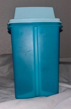 Tupperware Pick-a-Deli