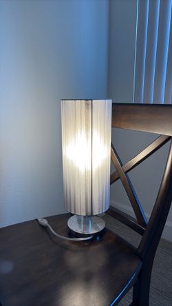 Bed side lamp