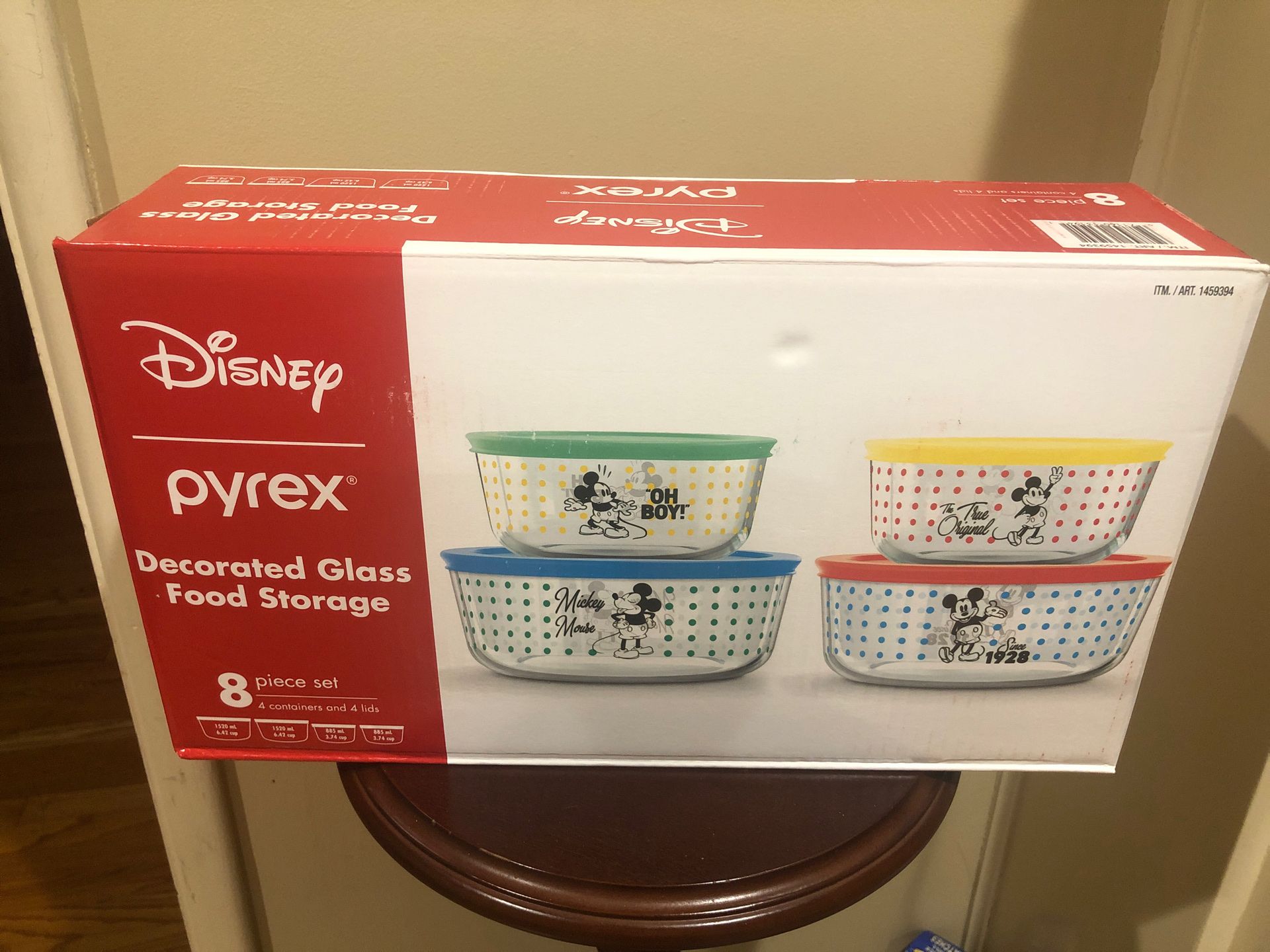 Mickey Mouse Pyrex set